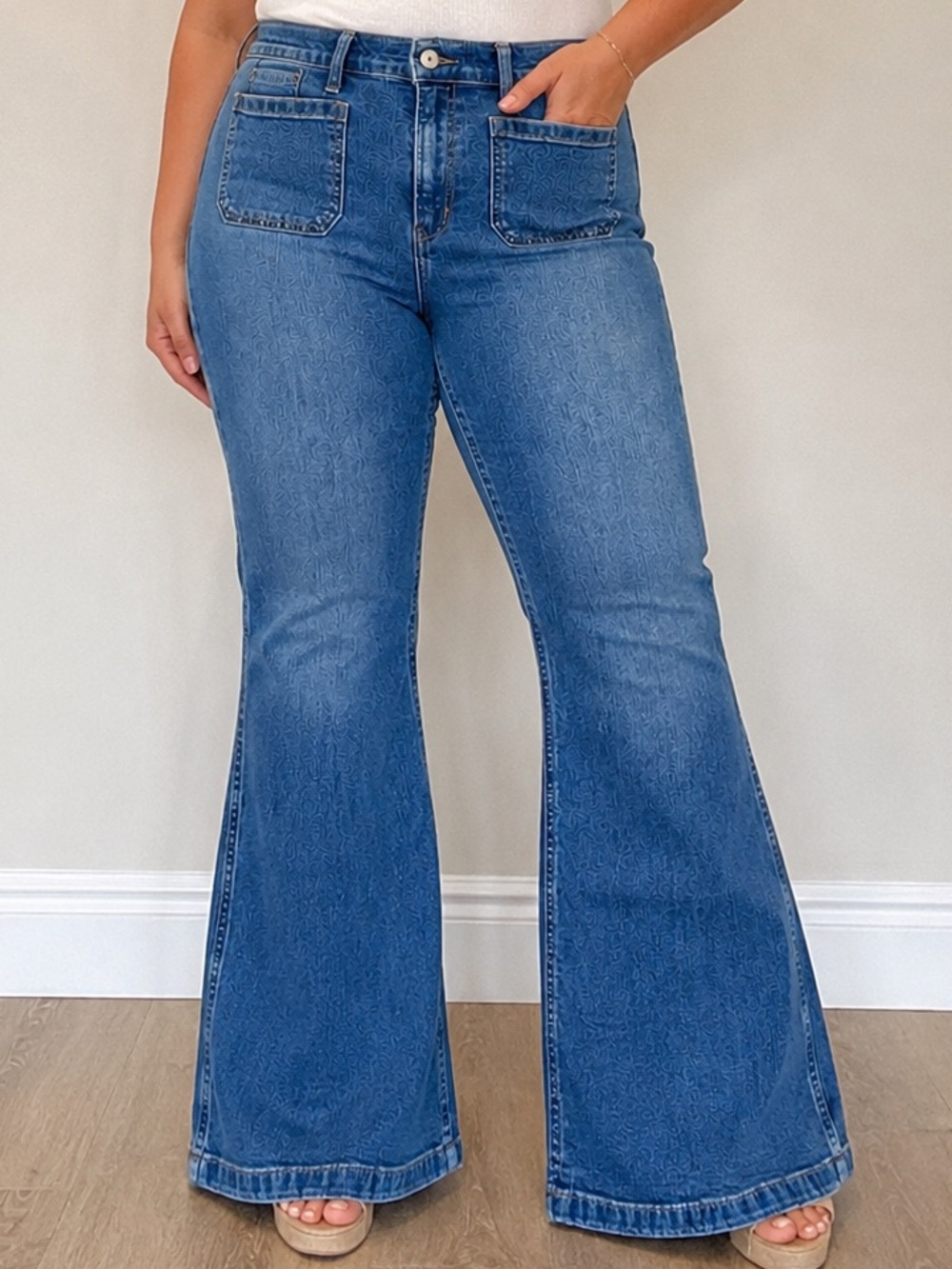Gap 70s flare high-rise jeans 33 16S 16 short blue flared